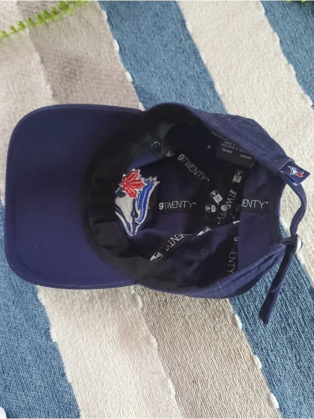 Blue Jays New Era Women's 9TWENTY Baseball Cap - Picture 7 of 7